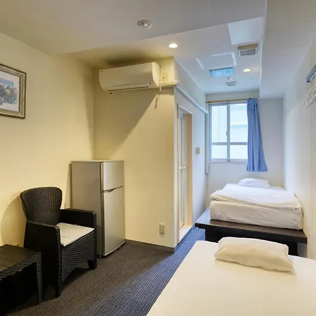 Guest House Grand Naha Extérieur photo